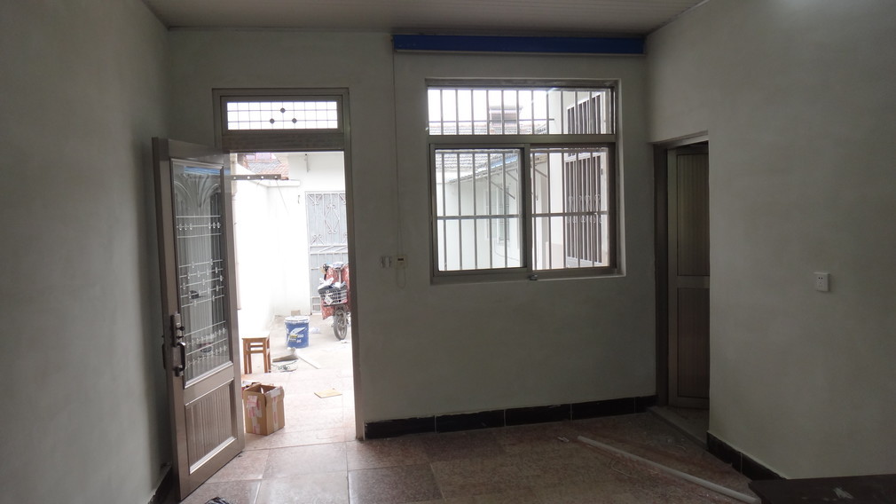 红叶菜场与石塔菜场间 两室一厅9.jpg