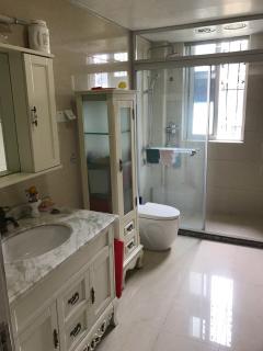 东城水岸 4室2厅2卫 188平米 236万元77.jpg