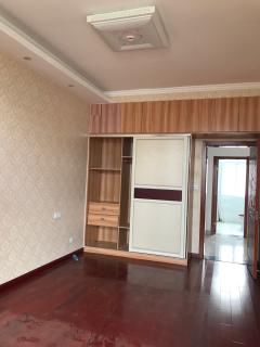 古井小区 5室3厅3卫 240平米 99万元14.jpg