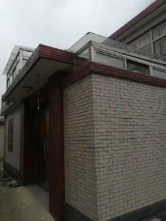 农歌新村 4室2厅2卫 200.35平米 172万元1722.jpg