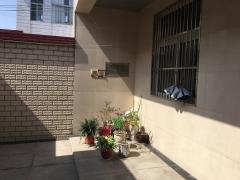 怡人城市花园 5室2厅2卫 222平米 260万元321.jpg