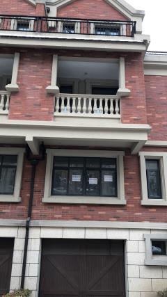 布鲁克庄园 5室3厅5卫 302平米 210万元429.jpg